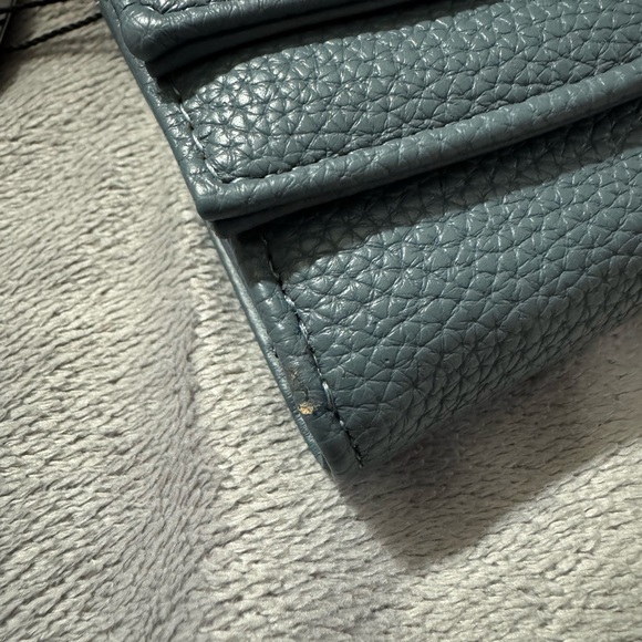 Tahari Blue Gray Textured Wallet NWT - Picture 7 of 8